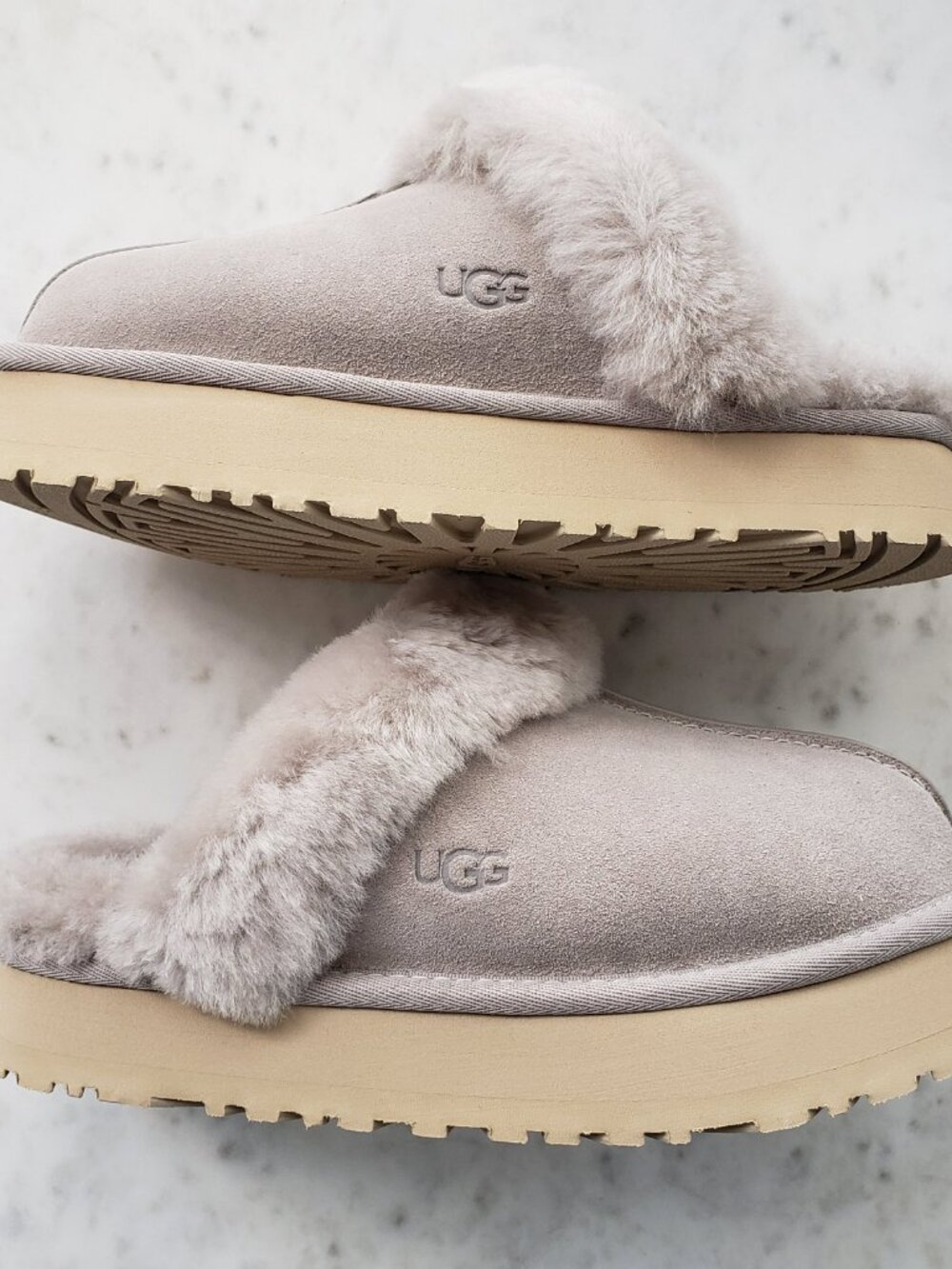 UGG Women's Disquette Slipper, Campfire - New